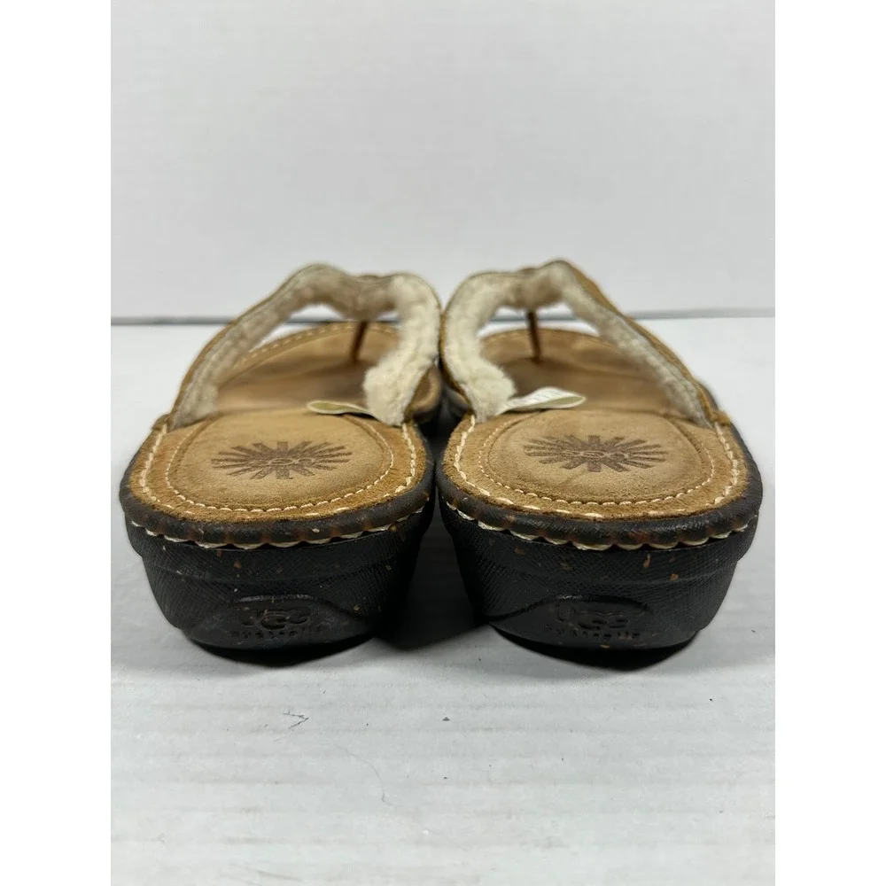 UGG Australia 1791 Leather Shearling Lined Thong Sandals Brown Mens 8 Womens 9.5